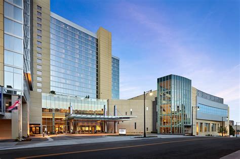 Lowes hotel kansas city - The restaurant is projected to open in early 2025 at the Loews Hotel in downtown Kansas City. The Chiefs duo is working with Noble 33, a Las Vegas-based …